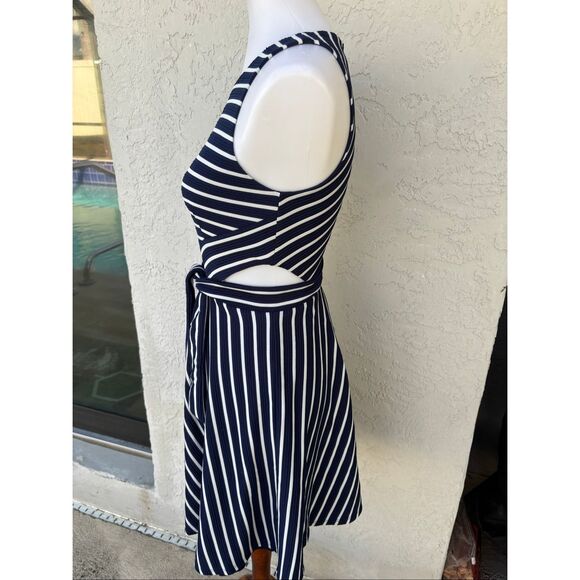 Anthropologie X Hutch Kinsley Blue/White Striped Cutout chevron Dress XS tie - Picture 5 of 13